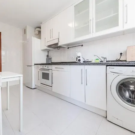 Exclusive & Modern Flat In Apartment